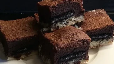 Chocolate Chip Cookie-Brownie mit Oreo-Füllung