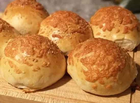 Käsebrötchen