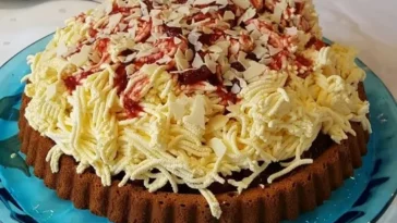 Süßer Spaghettikuchen