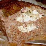 Griechischer Hackbraten und Gurkensalat mit Joghurt