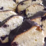 Heidelbeer-Eierlikör-Gugelhupf