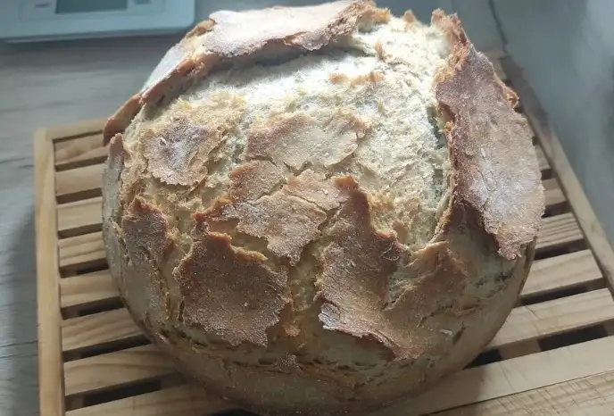 Brot im Topf