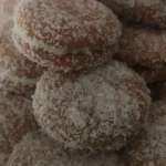 Gefüllte Eierplätzchen