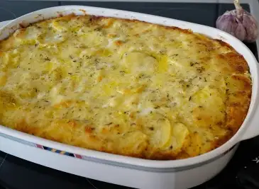 Kartoffelgratin mit würzigem Gruyère