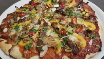 Asiatische Rindfleisch-Pizza