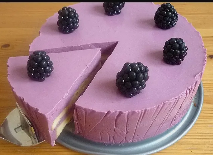 Brombeer Quark Torte