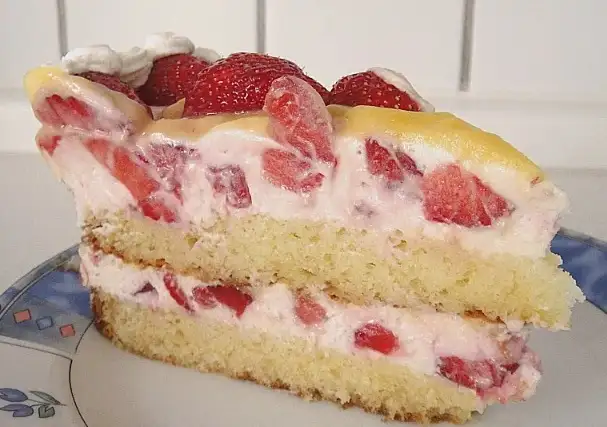 Erdbeer Eierlikör Torte