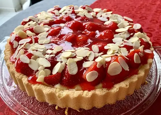 Erdbeerkuchen mit Vanillepudding