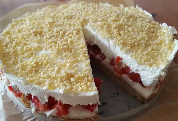 Low Carb Rhabarbertorte