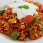 paprika reispfanne mit joghurtsauce