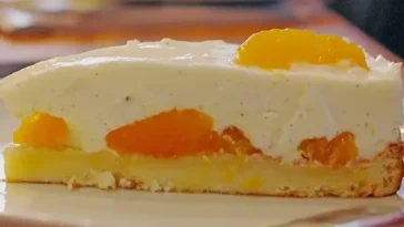 Quark-Joghurt-Sahne-Torte mit Mandarinen