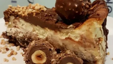 Rocher Cheesecake