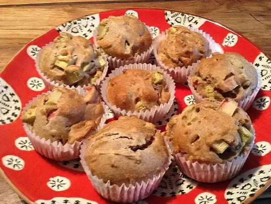 Vegane Rhabarbermuffins