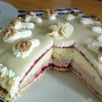 Walnuss Marzipan Torte