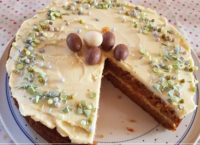 Weltbester Möhren-Kuchen mit Cream Cheese-Frosting