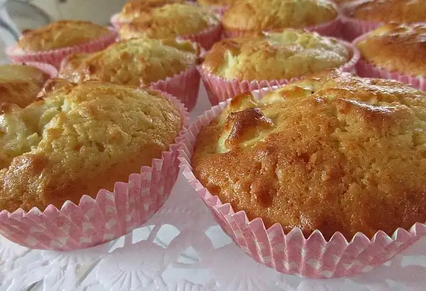 Apfel-Marzipan-Muffins