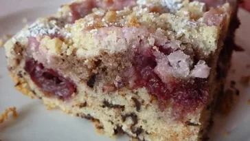 Marmor Kirsch Streuselkuchen