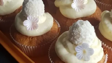 Muffins mit Raffaello-Pralinen