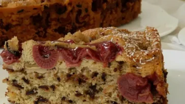 nusskuchen-mit-sauerkirschen