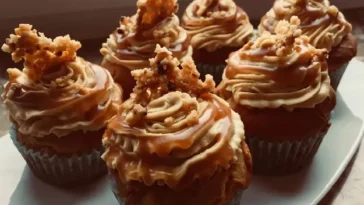 Triple Peanut Toffee Crisp Cupcakes