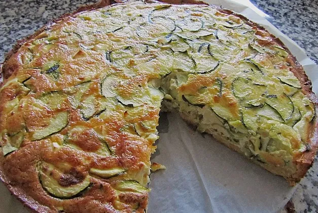 Schafskäse Zucchini Quiche