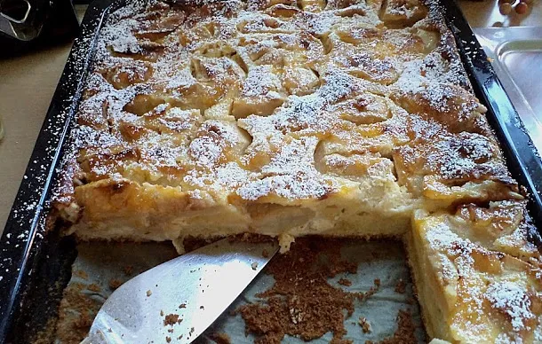 Apfelkuchen mit Vanille Schmand