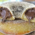 DONUTS GEFÜLLT MIT NUTELLA