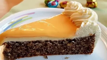 Saftiger Eierlikörkuchen