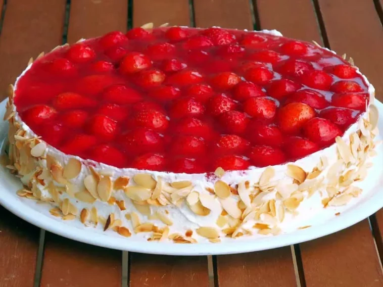 Erdbeerkuchen Rezept