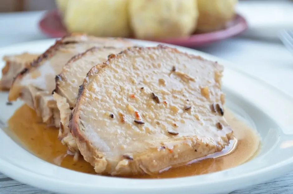 Saftiges Gebratenes Schweinskarree mit Honig-Senf-Glasur - Best Rezepte