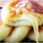 Kartoffelfrikadellen gefüllt mit Schmelzkäse