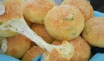 Mozzarella-Brötchen