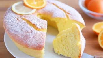 Orangen-Biskuitkuchen