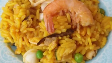 PAELLA VALENCIANA