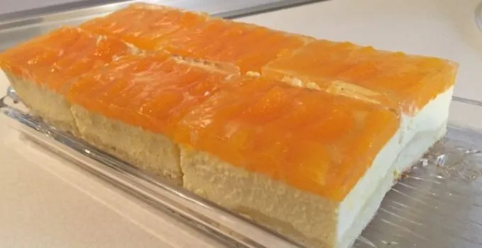 Saftiger Quark-Mandarinen Blechkuchen