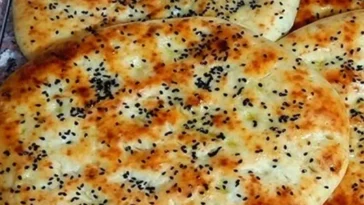 TÜRKISCHES PIDE BROT REZEPT