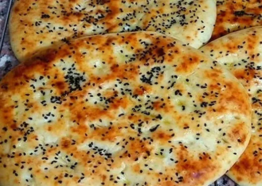 TÜRKISCHES PIDE BROT REZEPT