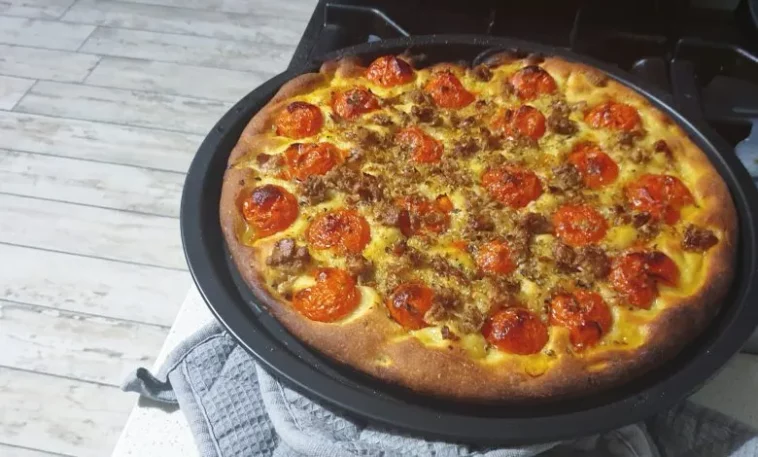 Tomaten-Focaccia aus Brindisi