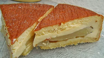 birnenkuchen-mit-johannisbeerkonfituere