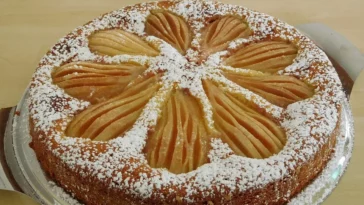 birnenkuchen-mit-johannisbeerkonfituere