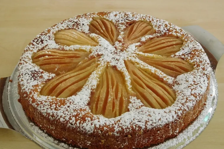 birnenkuchen-mit-johannisbeerkonfituere