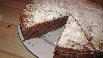 killer-kirsch-kuchen-von-juulee-und-ischilein