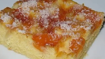 Ananas–Mandarinen–Blechkuchen