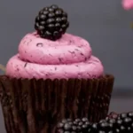 Brombeer-Schoko-Cupcakes