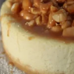 Cheesecake-mit-karamellisierten-Macadamianussen