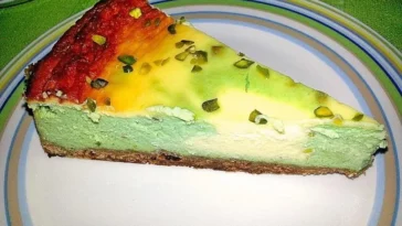 Käsekuchen mit Waldmeister