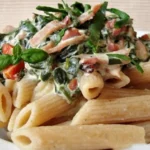 Pasta-mit-Spinat-Schinken-und-Sahne