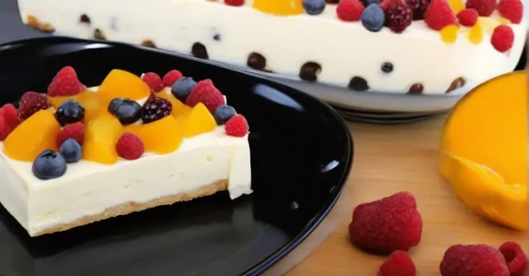 QUARKKUCHEN-MIT-SOMMERFRUCHTEN