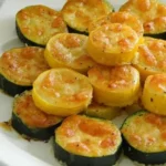 Zucchinischeiben mit Käse überbacken