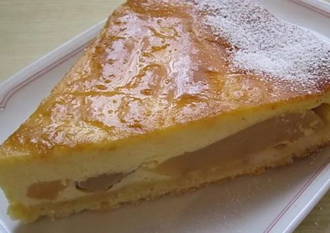 leichter Hefeteig–Quarkkuchen mit Früchten - Best Rezepte